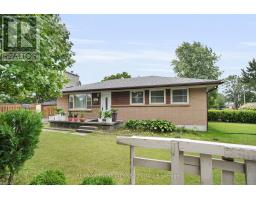 1951 DULUTH CRESCENT - 2