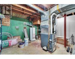 1951 DULUTH CRESCENT - 29