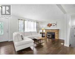 1951 DULUTH CRESCENT - 6