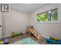 2 THE BIRCHES PLACE - 22