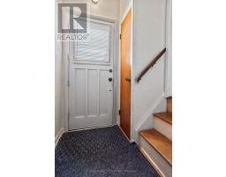 2 THE BIRCHES PLACE - 25