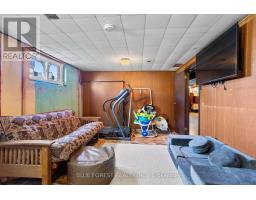 2 THE BIRCHES PLACE - 31