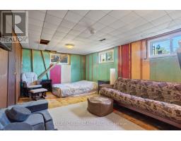 2 THE BIRCHES PLACE - 32