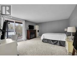 426 PINETREE DRIVE - 18