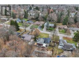 426 PINETREE DRIVE - 31