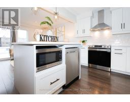 9 - 2040 SHORE ROAD - 16