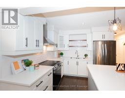 9 - 2040 SHORE ROAD - 17