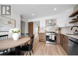 39 - 1990 WAVELL STREET - 10