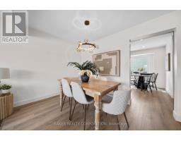 39 - 1990 WAVELL STREET - 12