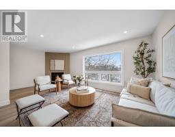 39 - 1990 WAVELL STREET - 13