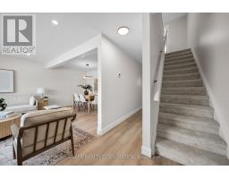 39 - 1990 WAVELL STREET - 19