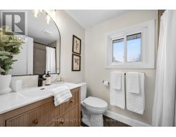 39 - 1990 WAVELL STREET - 26