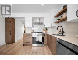 39 - 1990 WAVELL STREET - 9