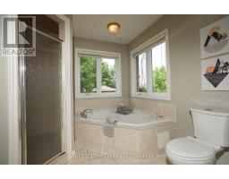 1861 LOUISE BOULEVARD - 17