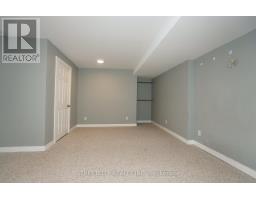 1861 LOUISE BOULEVARD - 30