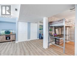 141 GRAHAM STREET - 34