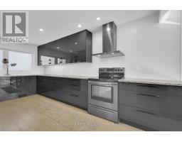 878 RIVERSIDE DRIVE - 14