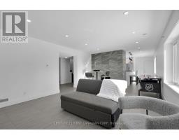 878 RIVERSIDE DRIVE - 31