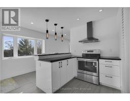 878 RIVERSIDE DRIVE - 36