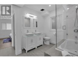 878 RIVERSIDE DRIVE - 44