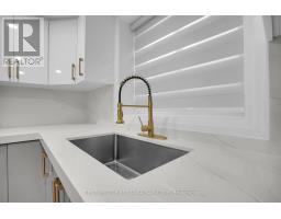 1046 JALNA BOULEVARD - 30