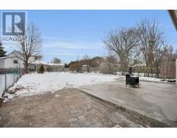 1046 JALNA BOULEVARD - 33