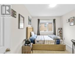 56 - 811 SARNIA ROAD - 18