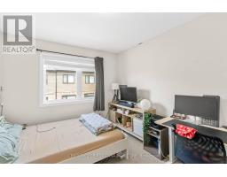 56 - 811 SARNIA ROAD - 28