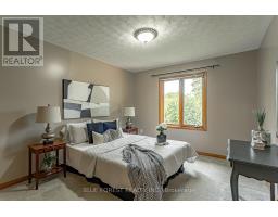 15 CALVERT PLACE - 22