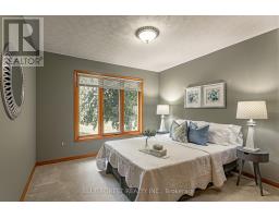 15 CALVERT PLACE - 25