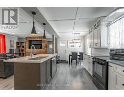 9716 LAKESHORE ROAD - 15