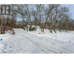 9716 LAKESHORE ROAD - 30