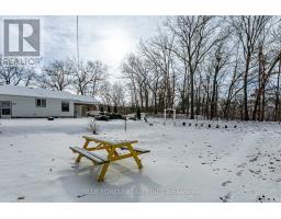 9716 LAKESHORE ROAD - 36