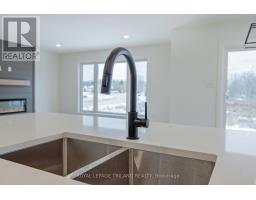 116 ASPEN PARKWAY - 24