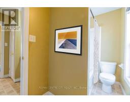 31 - 600 SARNIA ROAD - 18