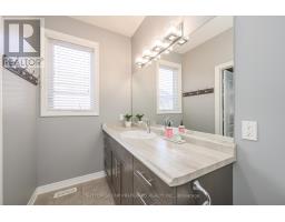 21 CAVERHILL CRESCENT - 23