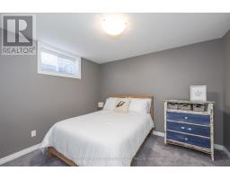 21 CAVERHILL CRESCENT - 31