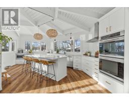 521 UPPER QUEEN STREET - 14