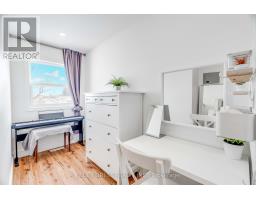 521 UPPER QUEEN STREET - 22