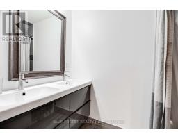 521 UPPER QUEEN STREET - 25