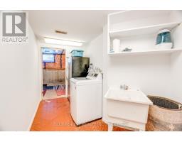 521 UPPER QUEEN STREET - 33