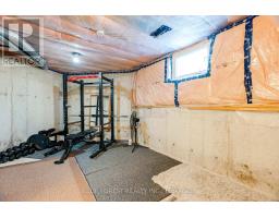 521 UPPER QUEEN STREET - 34