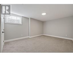 302 - 5 WOOD HAVEN DRIVE - 25