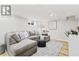 1840 ROYAL CRESCENT W - 28