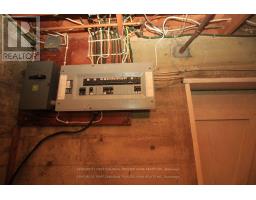 133 DEER PARK CIRCLE W - 39