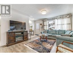 59 THORNCREST CRESCENT - 6