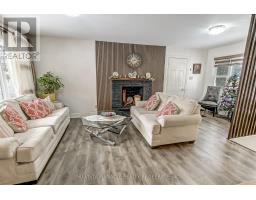 59 THORNCREST CRESCENT - 8