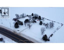 29800 CENTRE ROAD - 32