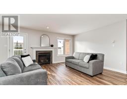 36 HUMMINGBIRD LANE - 12