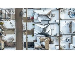 36 HUMMINGBIRD LANE - 39